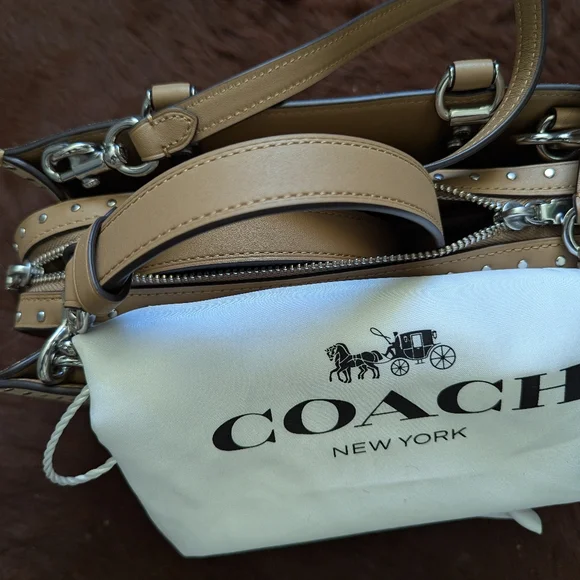 Coach Rougue 26 Suede - Picture 5 of 11